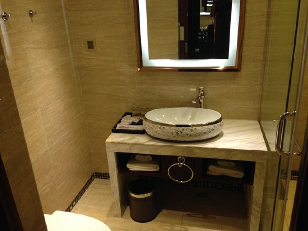 Tianguo Times Hotel فوشان الغرفة الصورة