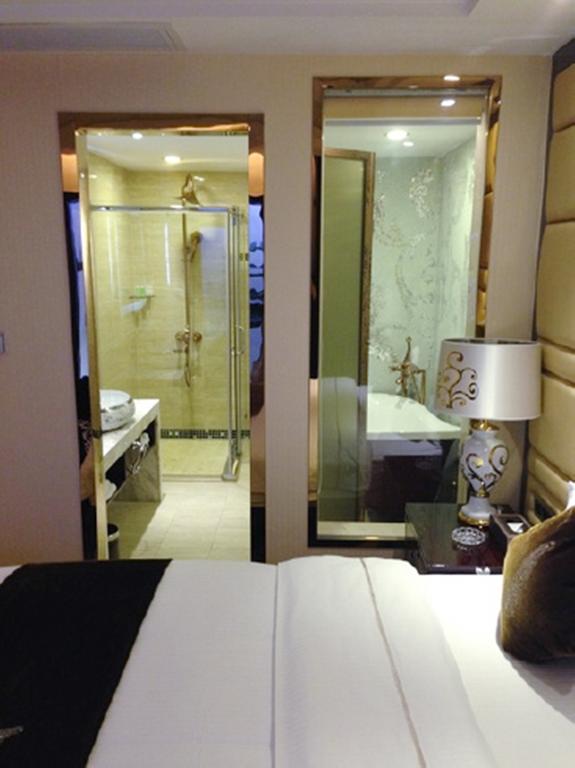 Tianguo Times Hotel فوشان الغرفة الصورة
